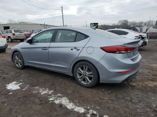 5NPD84LF5HH001483 2017 HYUNDAI ELANTRA - Image 2