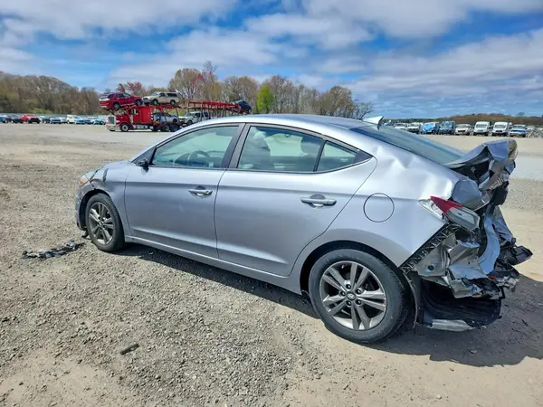 5NPD84LF5HH003296 2017 HYUNDAI ELANTRA - Image 2