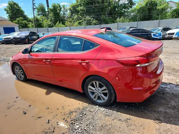 5NPD84LF5HH003301 2017 HYUNDAI ELANTRA - Image 2