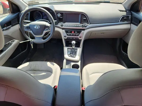 5NPD84LF5HH003301 2017 HYUNDAI ELANTRA - Image 8