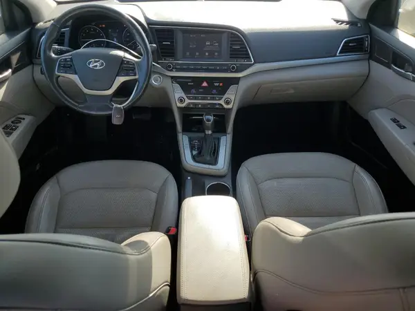 5NPD84LF5HH007106 2017 HYUNDAI ELANTRA - Image 8