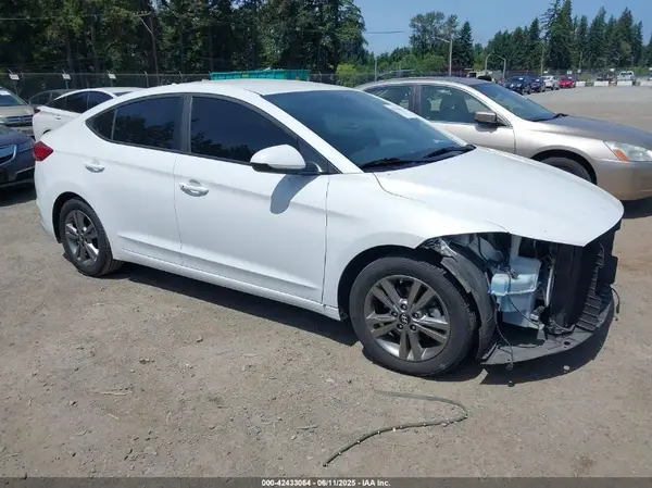 5NPD84LF5HH011933 2017 HYUNDAI ELANTRA - Image 1
