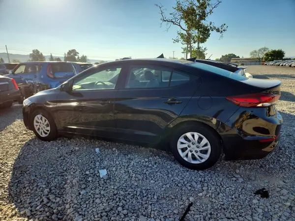 5NPD84LF5HH011981 2017 HYUNDAI ELANTRA - Image 2