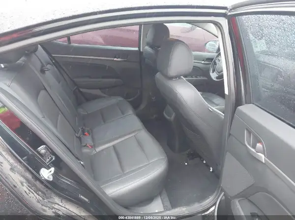 5NPD84LF5HH013195 2017 HYUNDAI ELANTRA - Image 8