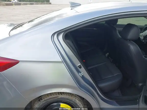 5NPD84LF5HH013262 2017 HYUNDAI ELANTRA - Image 8