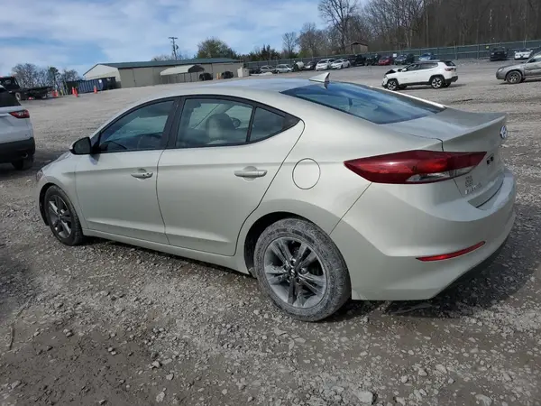 5NPD84LF5HH013732 2017 HYUNDAI ELANTRA - Image 2