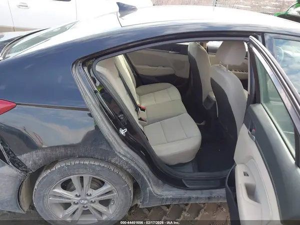 5NPD84LF5HH017604 2017 HYUNDAI ELANTRA - Image 8