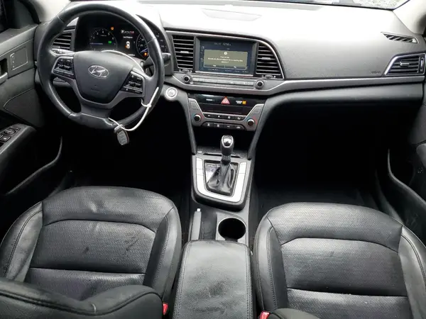 5NPD84LF5HH017831 2017 HYUNDAI ELANTRA - Image 8