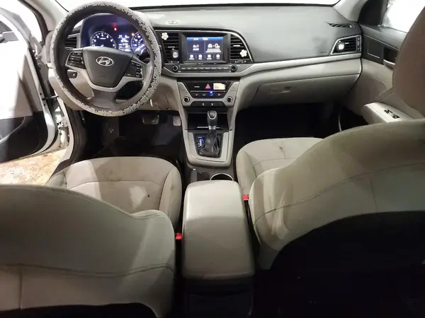 5NPD84LF5HH018512 2017 HYUNDAI ELANTRA - Image 8
