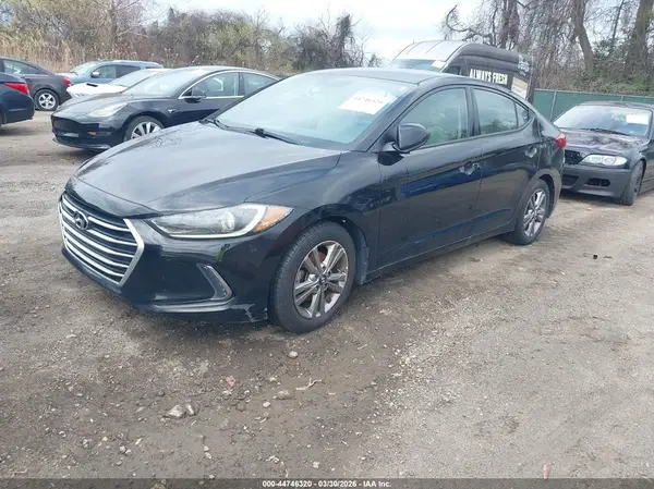 5NPD84LF5HH019899 2017 HYUNDAI ELANTRA - Image 2