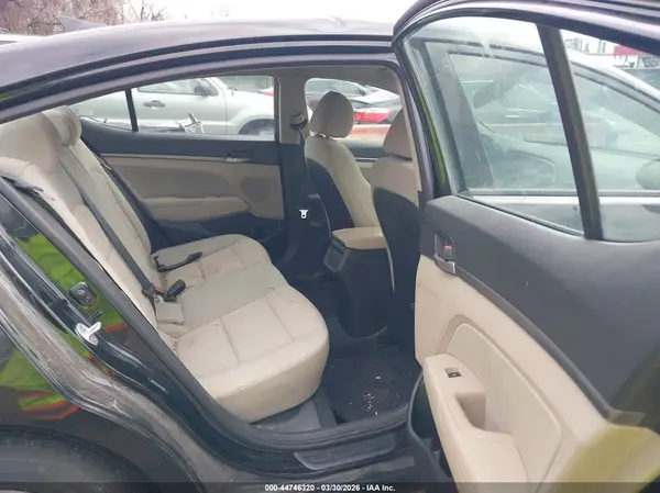 5NPD84LF5HH019899 2017 HYUNDAI ELANTRA - Image 8