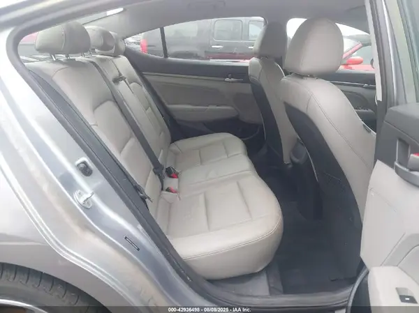 5NPD84LF5HH020664 2017 HYUNDAI ELANTRA - Image 8