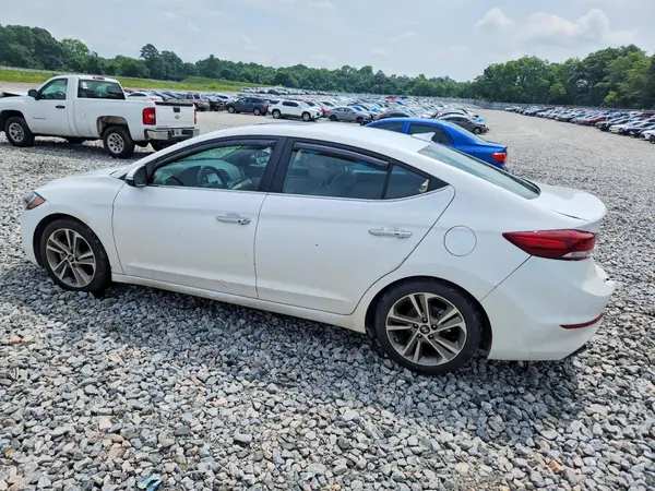 5NPD84LF5HH021023 2017 HYUNDAI ELANTRA - Image 2
