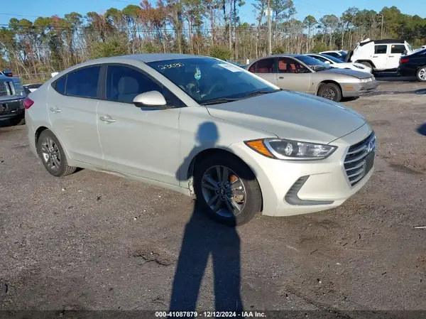 5NPD84LF5HH022754 2017 HYUNDAI ELANTRA - Image 1