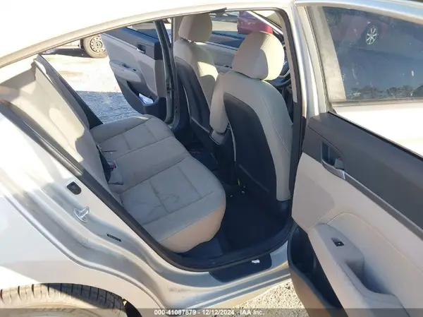 5NPD84LF5HH022754 2017 HYUNDAI ELANTRA - Image 8
