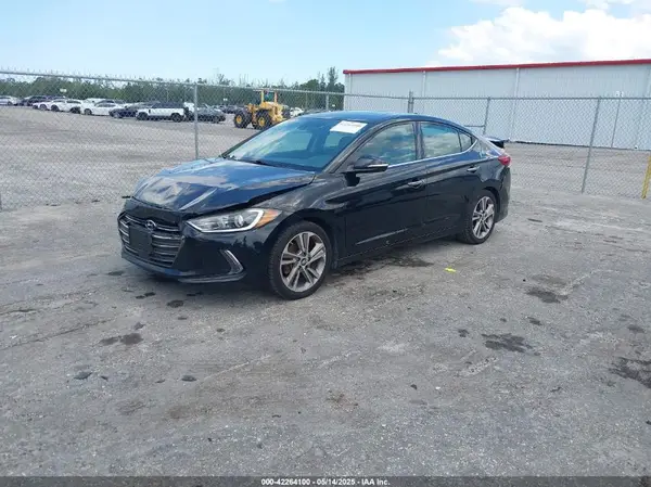 5NPD84LF5HH022768 2017 HYUNDAI ELANTRA - Image 2