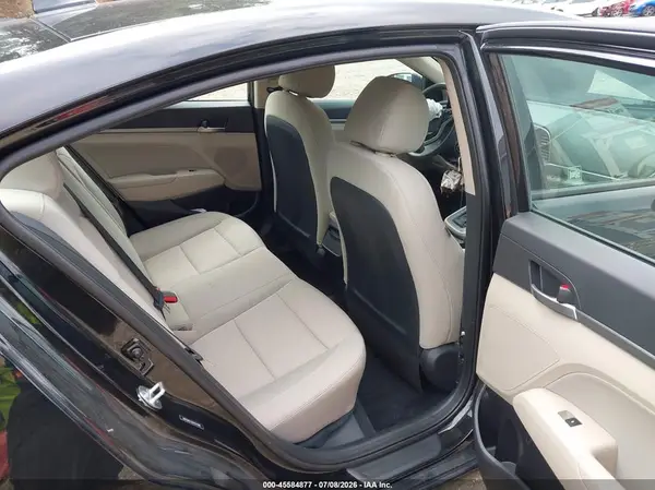 5NPD84LF5HH024388 2017 HYUNDAI ELANTRA - Image 8