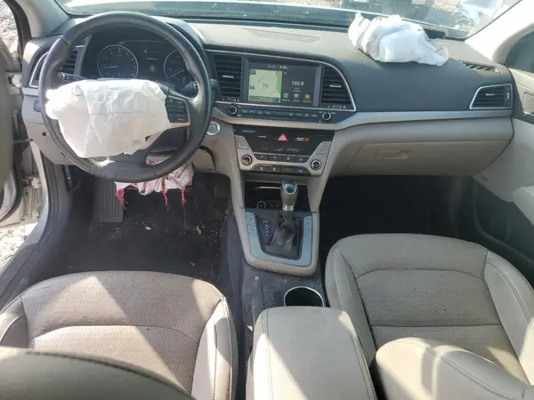 5NPD84LF5HH028327 2017 HYUNDAI ELANTRA - Image 8