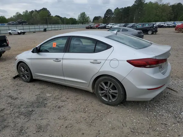 5NPD84LF5HH030255 2017 HYUNDAI ELANTRA - Image 2