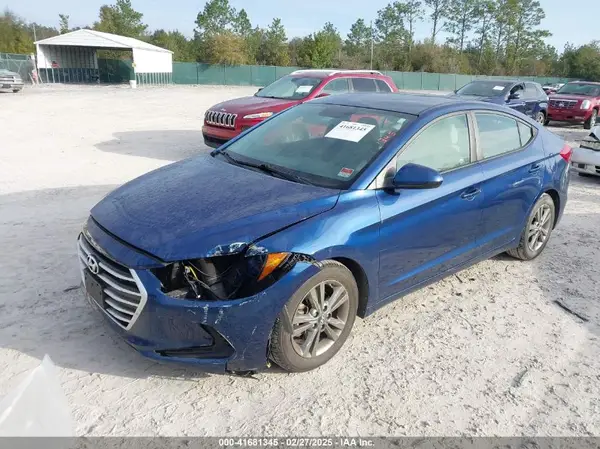5NPD84LF5HH032054 2017 HYUNDAI ELANTRA - Image 2