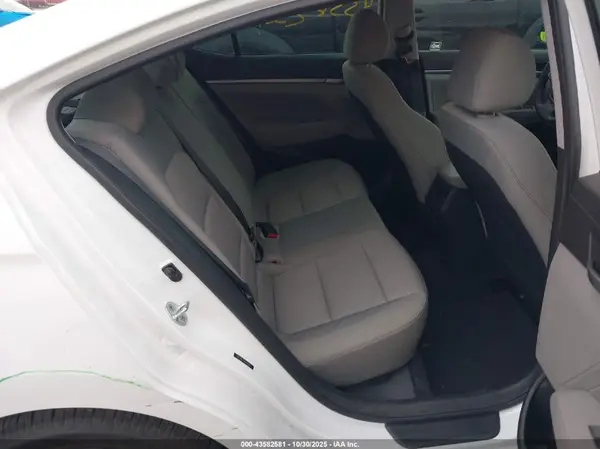 5NPD84LF5HH035567 2017 HYUNDAI ELANTRA - Image 8