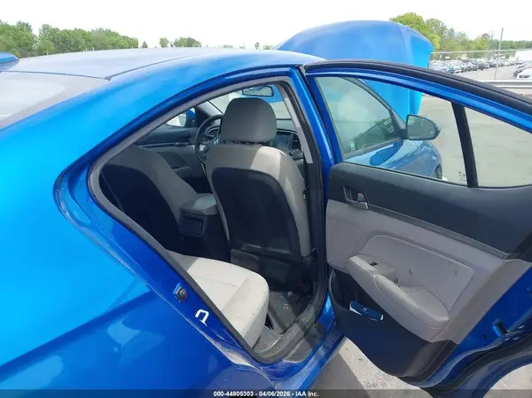 5NPD84LF5HH038114 2017 HYUNDAI ELANTRA - Image 8