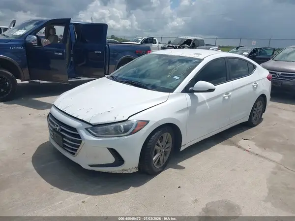 5NPD84LF5HH038355 2017 HYUNDAI ELANTRA - Image 2