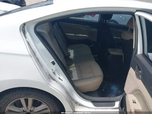 5NPD84LF5HH038355 2017 HYUNDAI ELANTRA - Image 8