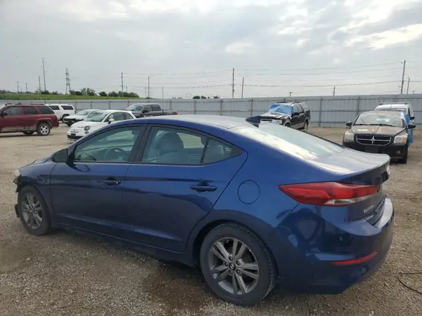 5NPD84LF5HH038811 2017 HYUNDAI ELANTRA - Image 2