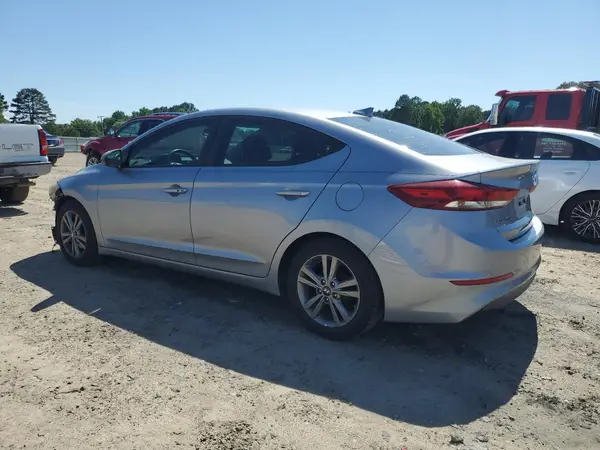 5NPD84LF5HH038825 2017 HYUNDAI ELANTRA - Image 2
