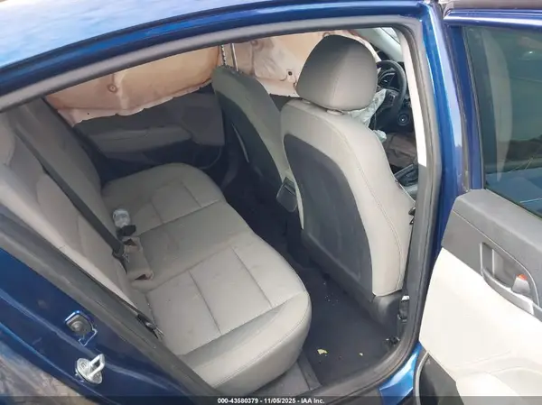 5NPD84LF5HH039408 2017 HYUNDAI ELANTRA - Image 8