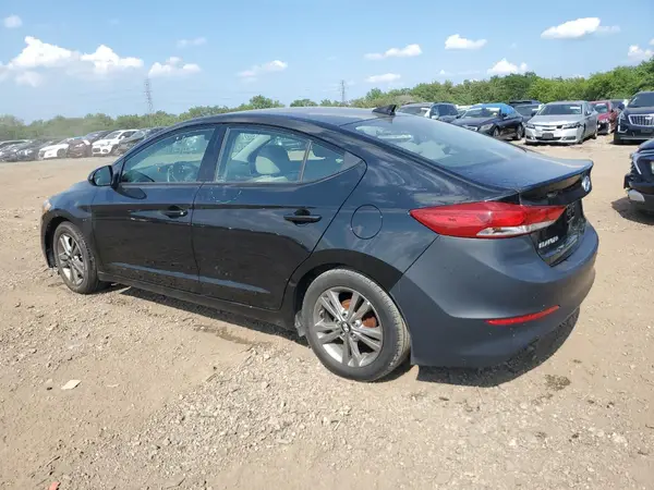 5NPD84LF5HH039974 2017 HYUNDAI ELANTRA - Image 2