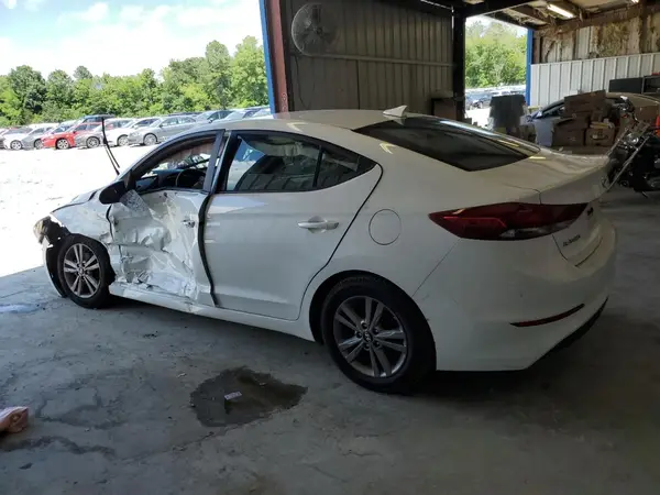 5NPD84LF5HH043071 2017 HYUNDAI ELANTRA - Image 2