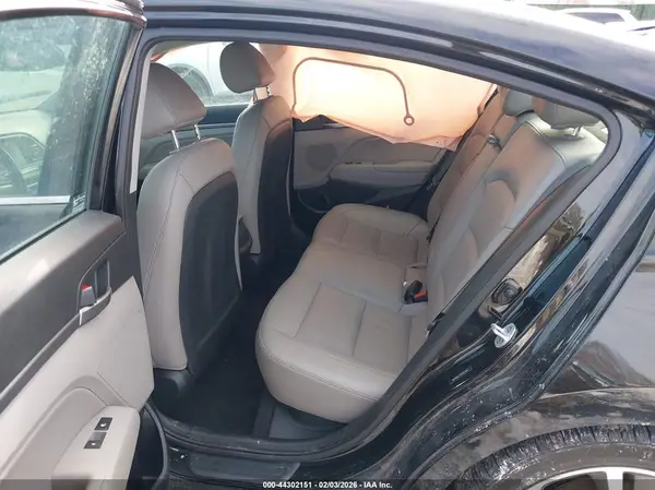 5NPD84LF5HH043085 2017 HYUNDAI ELANTRA - Image 8