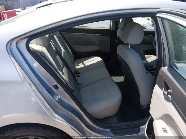 5NPD84LF5HH044561 2017 HYUNDAI ELANTRA - Image 8