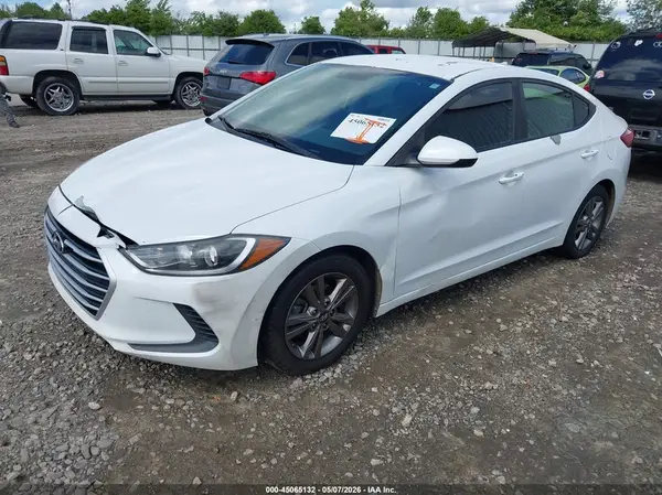 5NPD84LF5HH045693 2017 HYUNDAI ELANTRA - Image 2