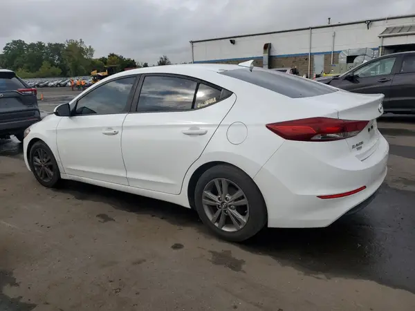 5NPD84LF5HH046746 2017 HYUNDAI ELANTRA - Image 2