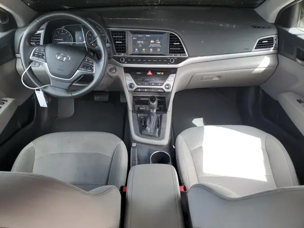 5NPD84LF5HH047248 2017 HYUNDAI ELANTRA - Image 8