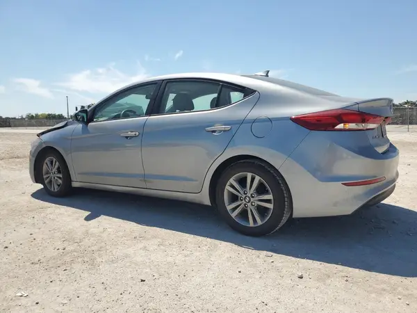 5NPD84LF5HH048528 2017 HYUNDAI ELANTRA - Image 2