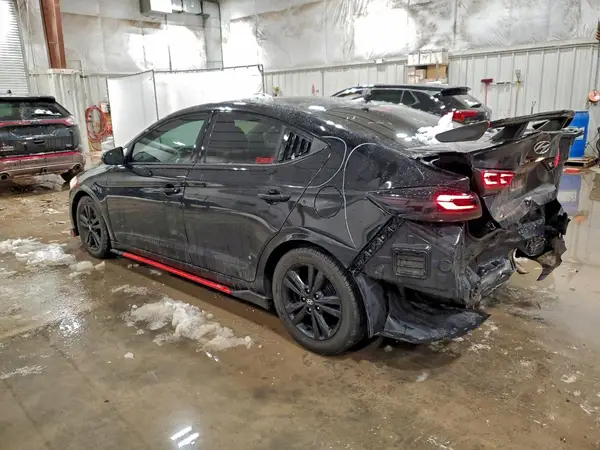 5NPD84LF5HH050070 2017 HYUNDAI ELANTRA - Image 2