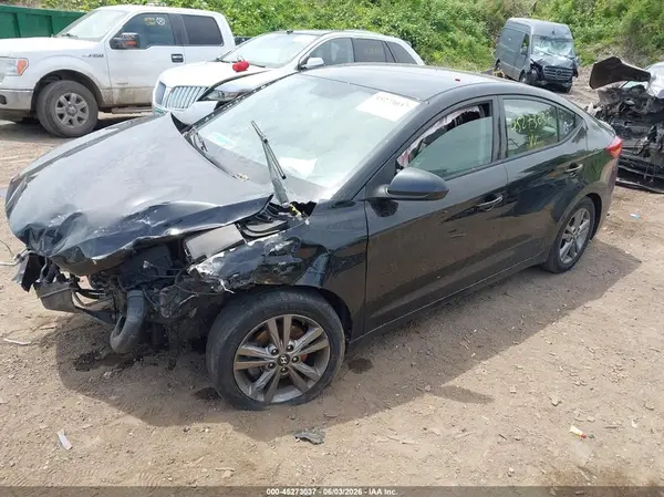 5NPD84LF5HH051218 2017 HYUNDAI ELANTRA - Image 2