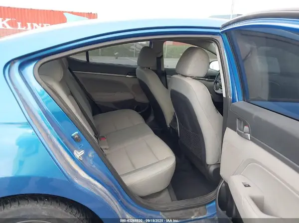 5NPD84LF5HH051770 2017 HYUNDAI ELANTRA - Image 8