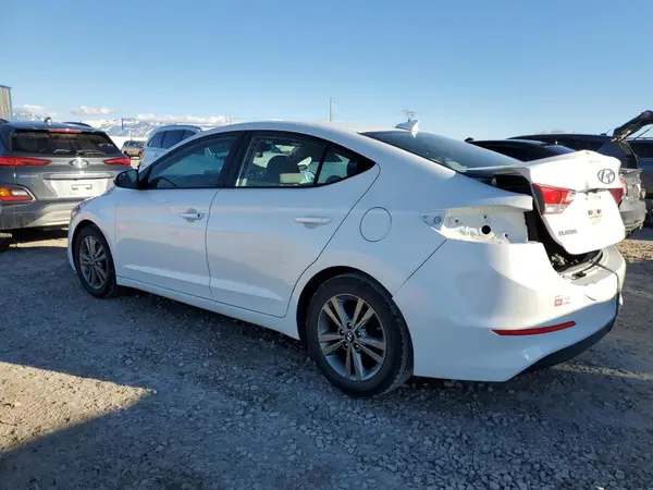 5NPD84LF5HH052191 2017 HYUNDAI ELANTRA - Image 2