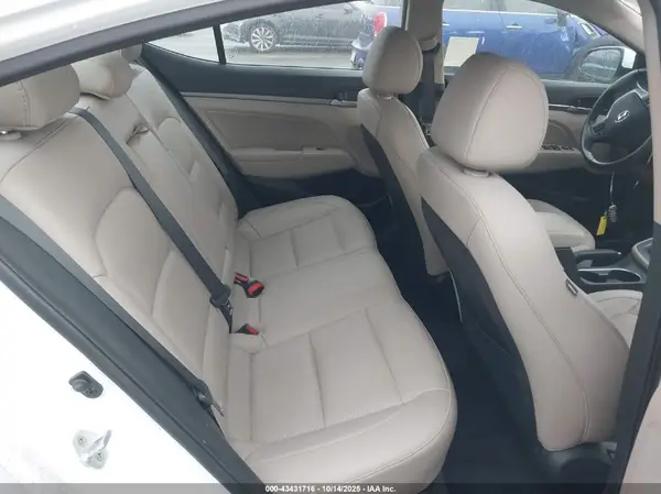 5NPD84LF5HH052515 2017 HYUNDAI ELANTRA - Image 8