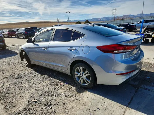 5NPD84LF5HH052854 2017 HYUNDAI ELANTRA - Image 2