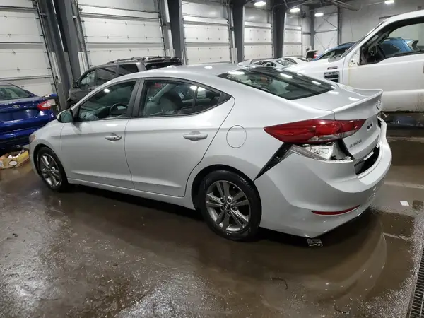 5NPD84LF5HH055186 2017 HYUNDAI ELANTRA - Image 2