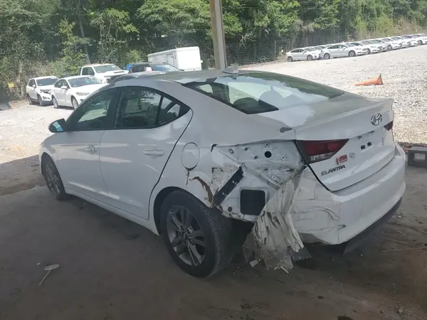 5NPD84LF5HH056080 2017 HYUNDAI ELANTRA - Image 2