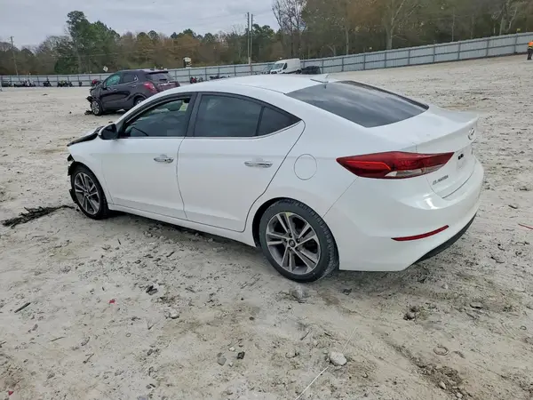 5NPD84LF5HH057245 2017 HYUNDAI ELANTRA - Image 2