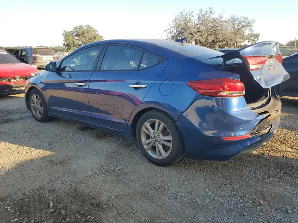 5NPD84LF5HH057293 2017 HYUNDAI ELANTRA - Image 2