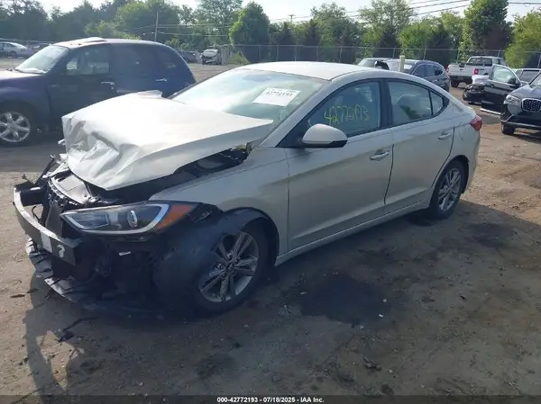 5NPD84LF5HH058993 2017 HYUNDAI ELANTRA - Image 2